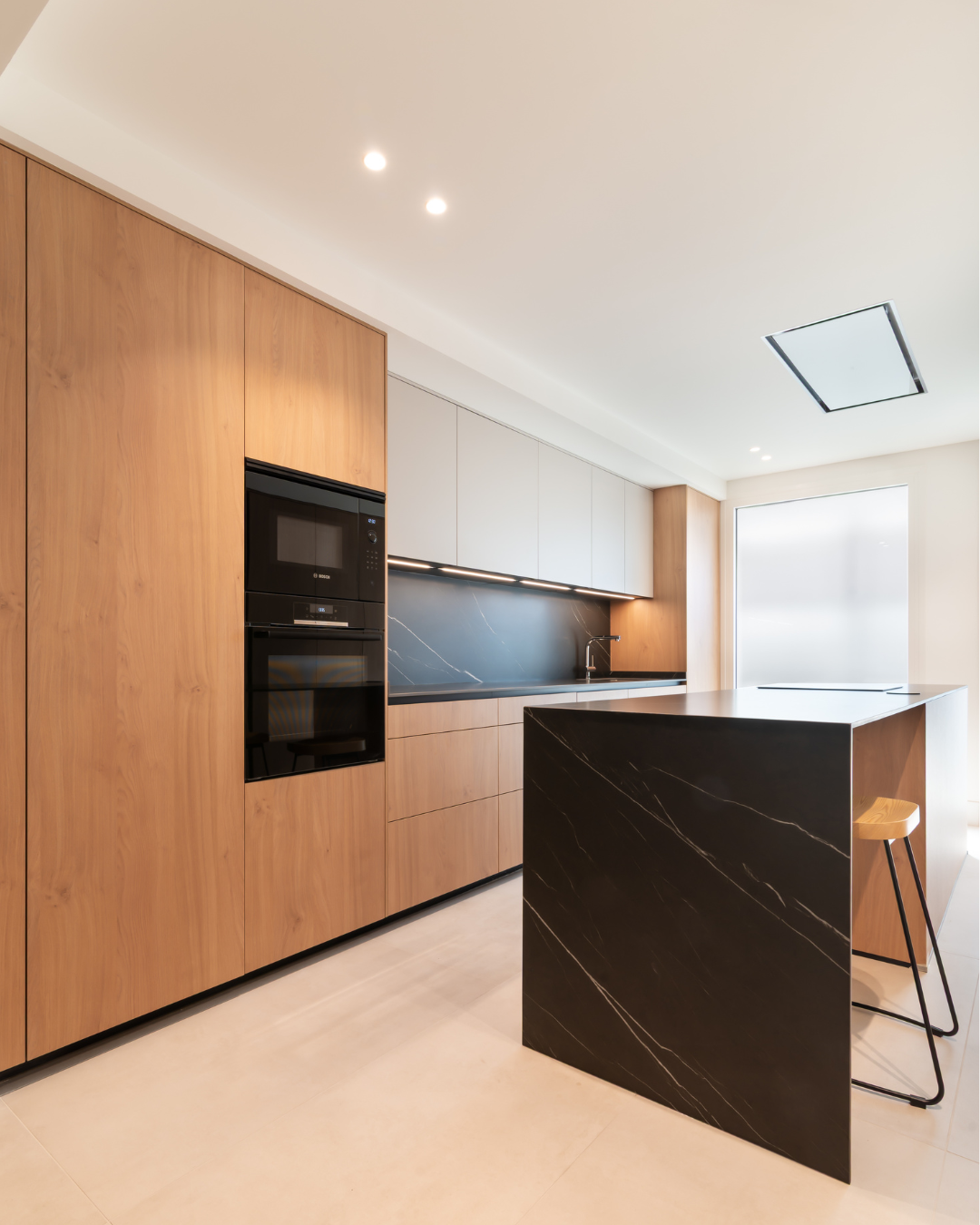 5 ventajas de elegir una cocina Santos a medida frente a una cocina estándar