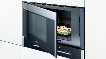 ¿Para qué sirve el grill del microondas?