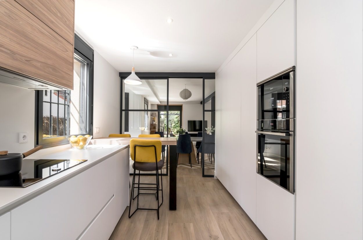 Puertas correderas en cristal y aluminio