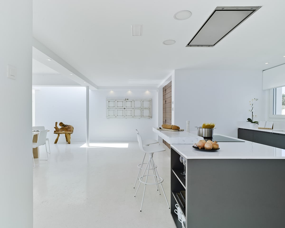 Ventajas y Desventajas de las Cocinas Abiertas al Salón