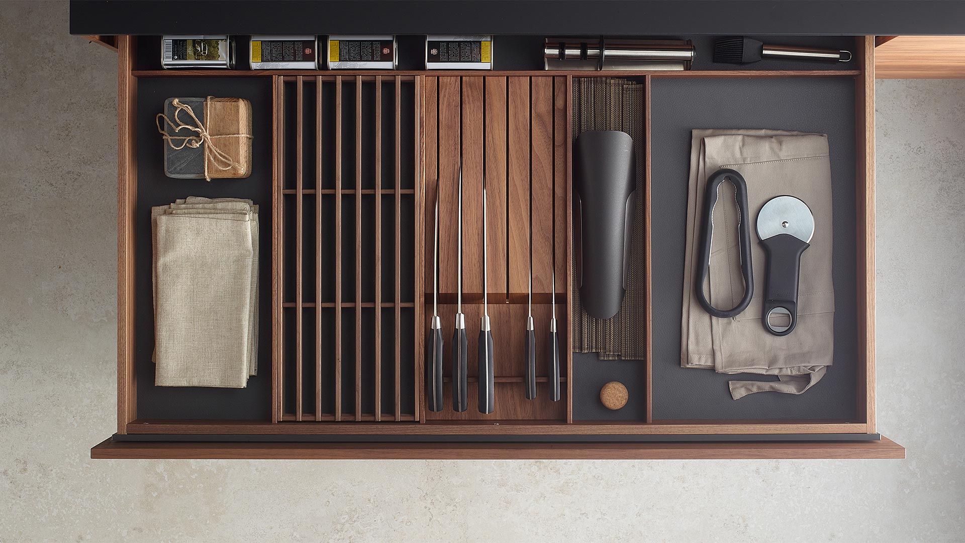 Cajones extraíbles de las cocinas Santos