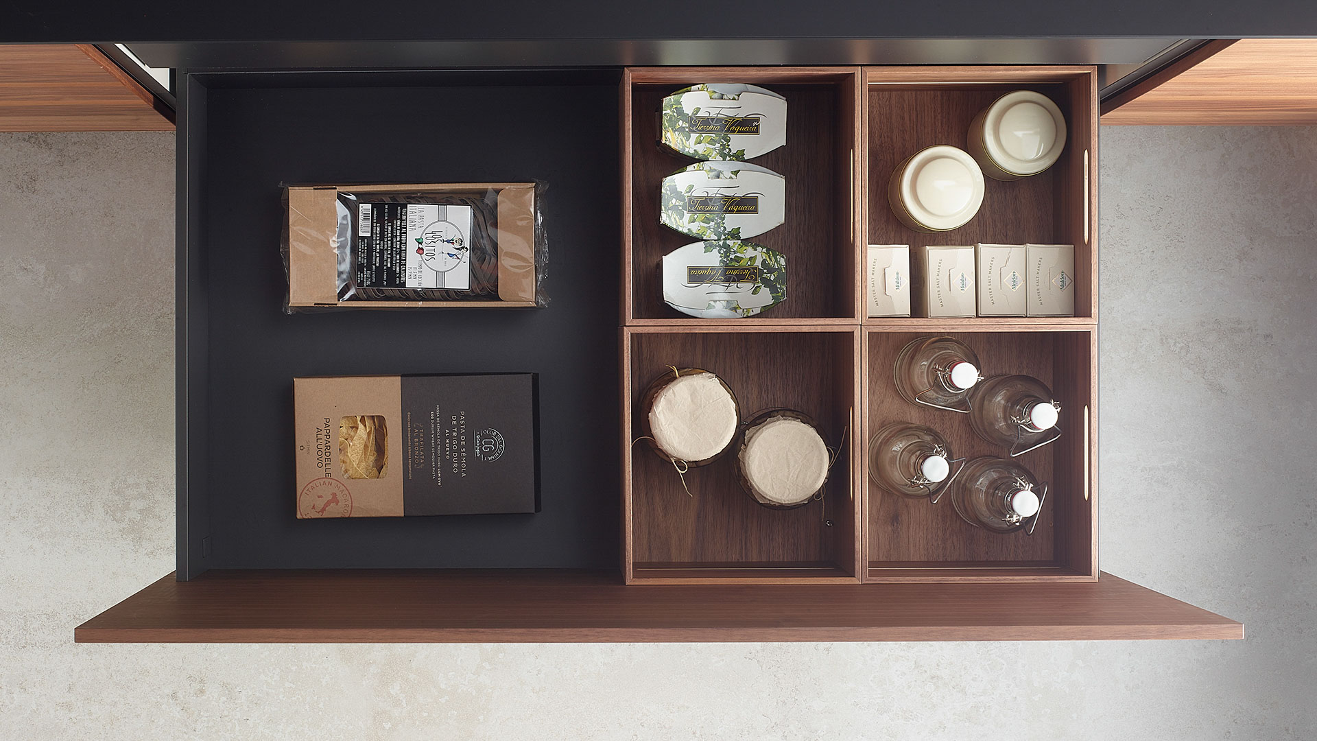 Accesorios para gavetas y cajones zócalo