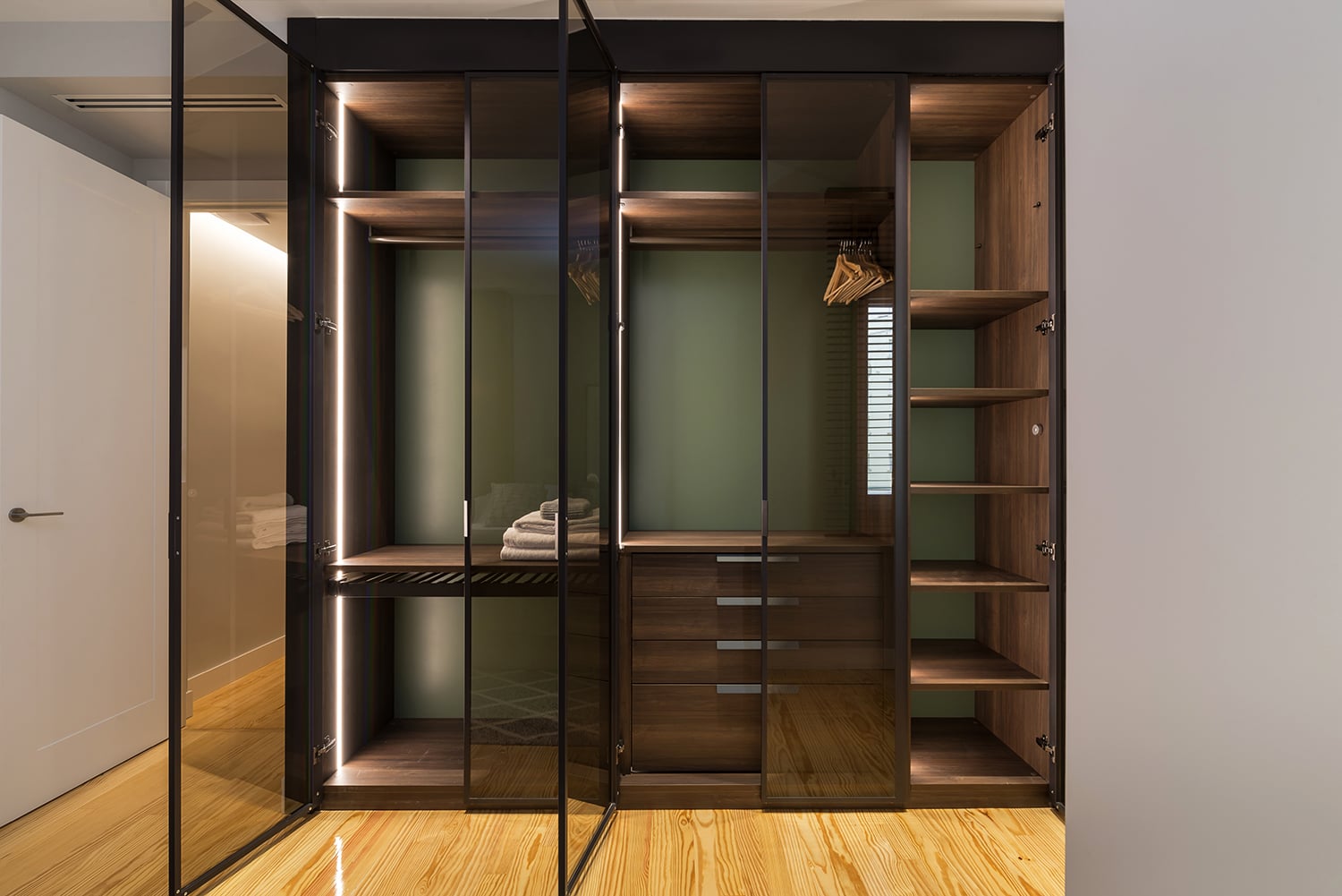 Estilos de Armarios y Vestidores a Medida