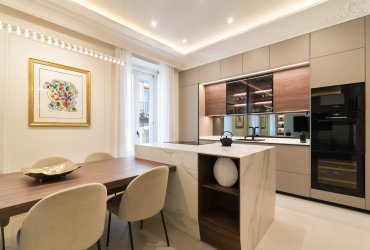 Cómo elegir los colores de una cocina según la luz natural de tu casa