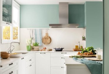 ¿Una cocina blanca sin vida? ¡Dale color!