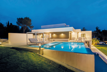 Vivienda de diseño contemporáneo en Torrelodones reformada por Docrys & DC