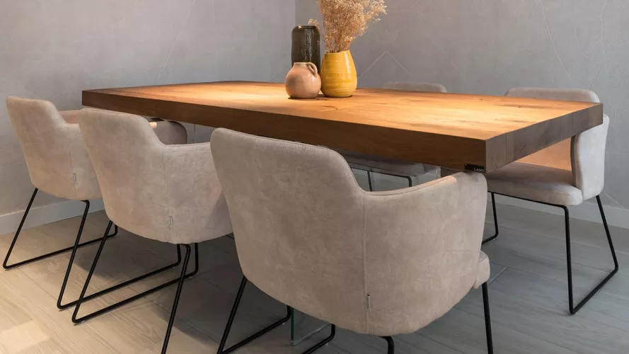 Mesa comedor Lago y silla Doos