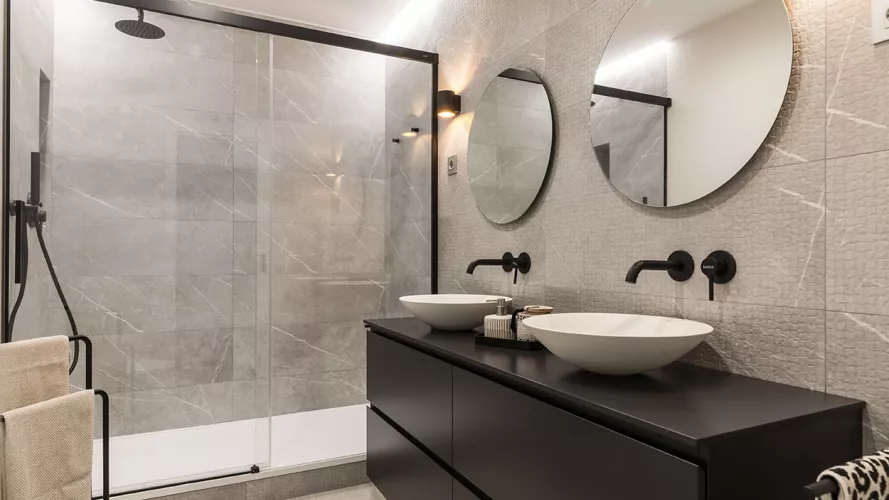 Mueble Codis y grifería en negro