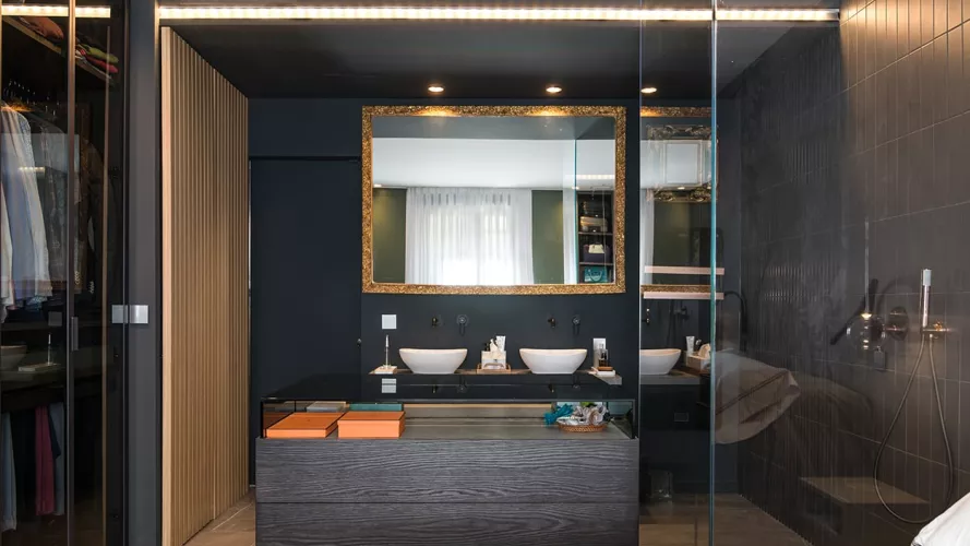 dormitorio con baño 