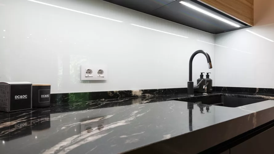 encimera y zona aguas cocina