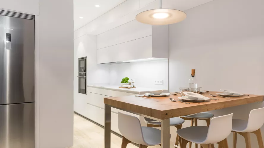 Cocina Blanca en Paralelo de Santos Cocinas