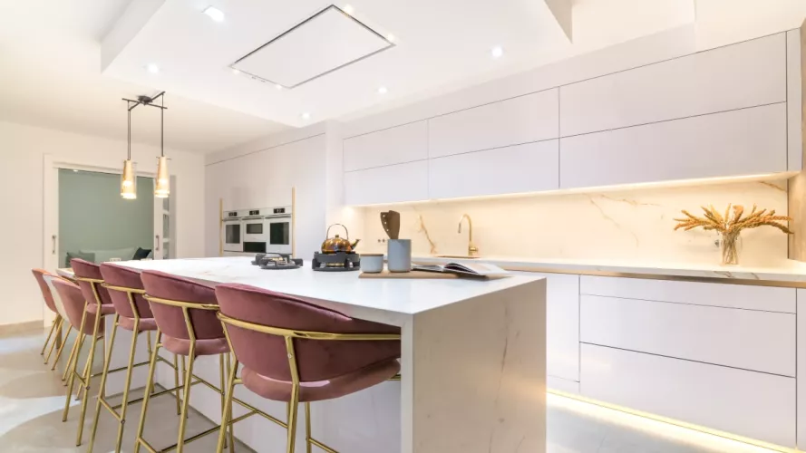 Cocina Santos blanca con isla