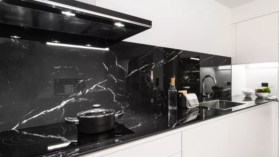 Cocina Santos Blanca y Negra con Península