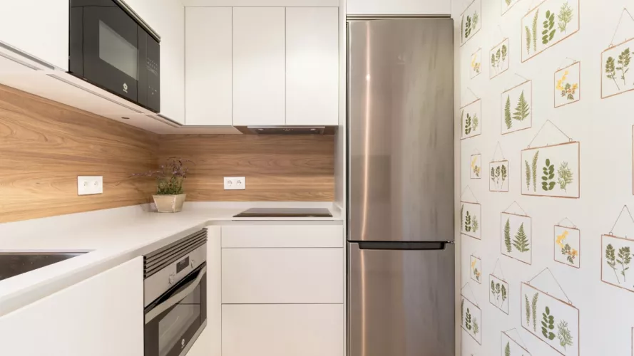 Cocina Santos blanca y madera