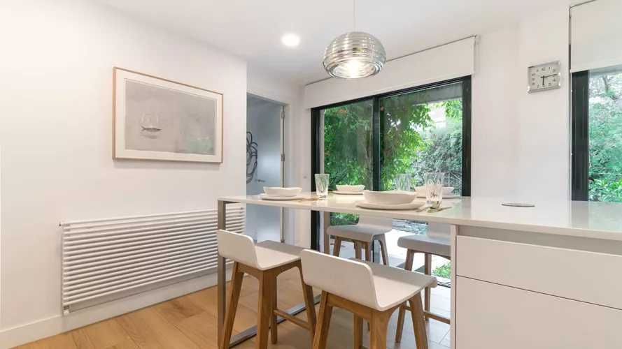 Cocina Santos blanca zona comedor