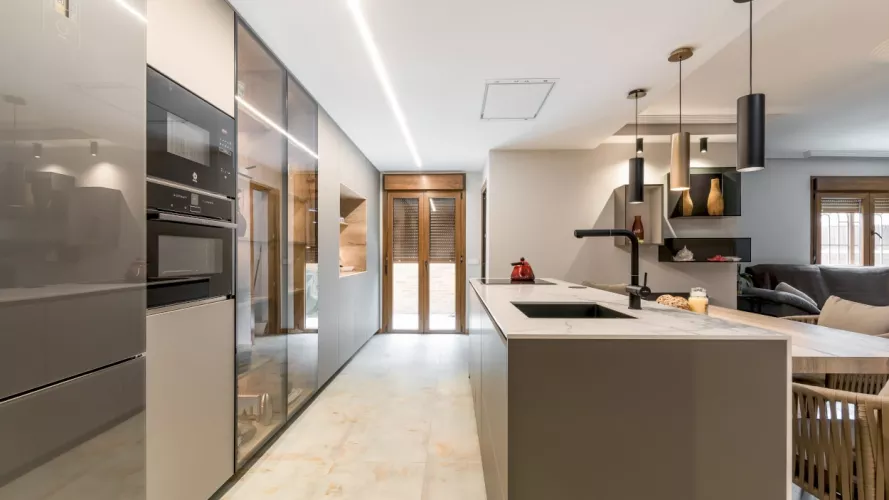 Cocina Santos gris con isla