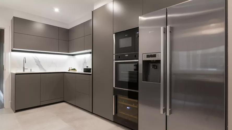 Cocina Moderna de Santos en color Gris Visón 