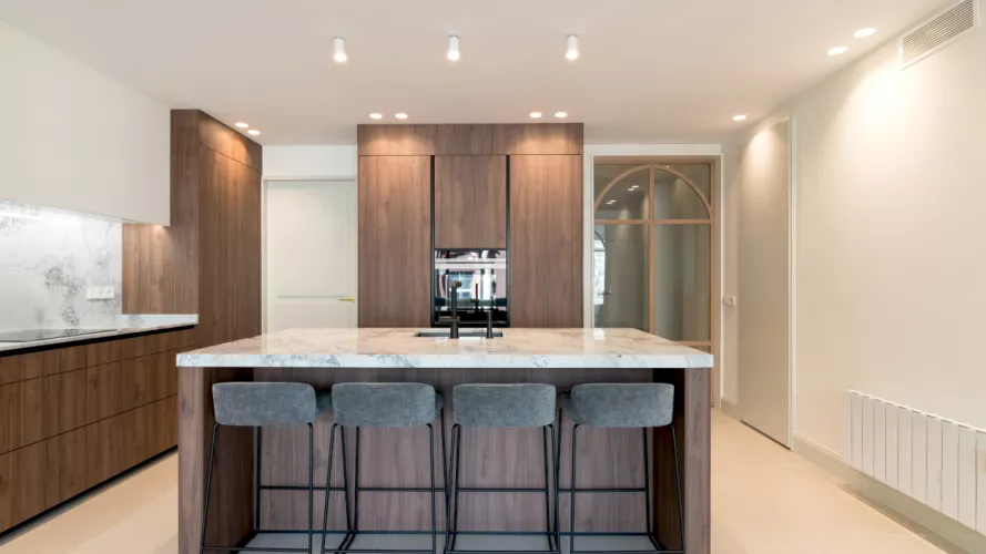 Cocina Santos nogal con isla