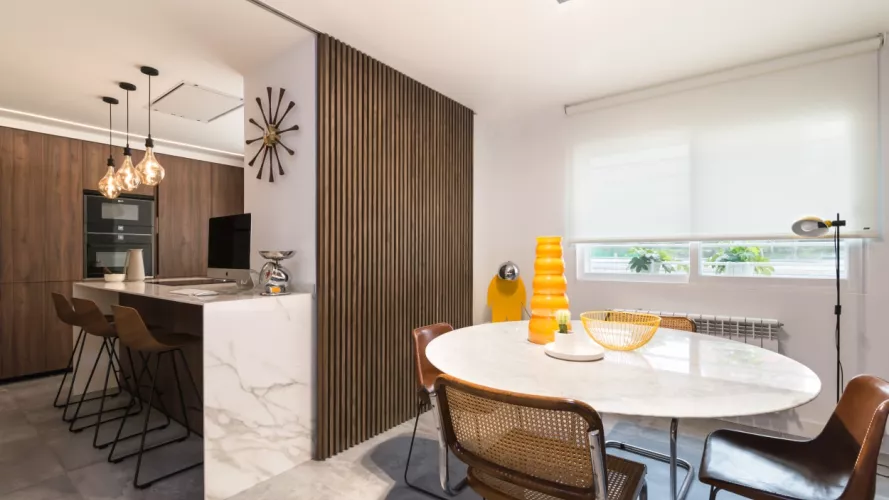 Cocina Santos nogal con península