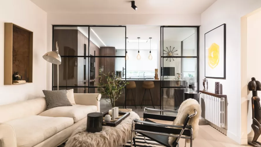 Cocina Santos nogal semiabierta al salón