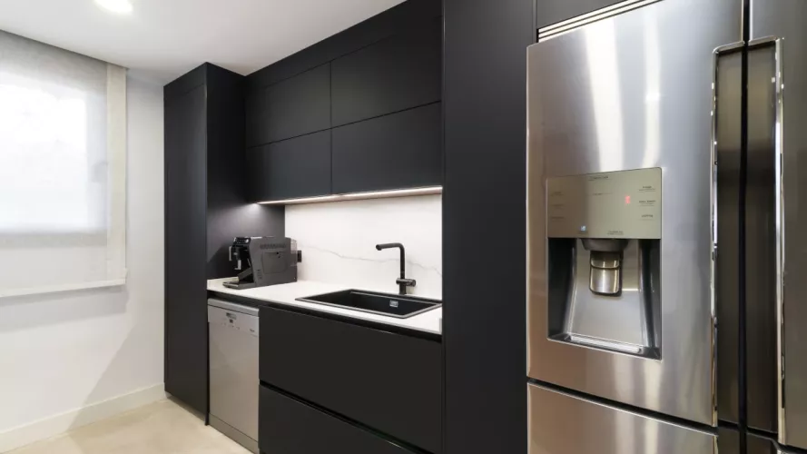 Frente cocina Santos negra