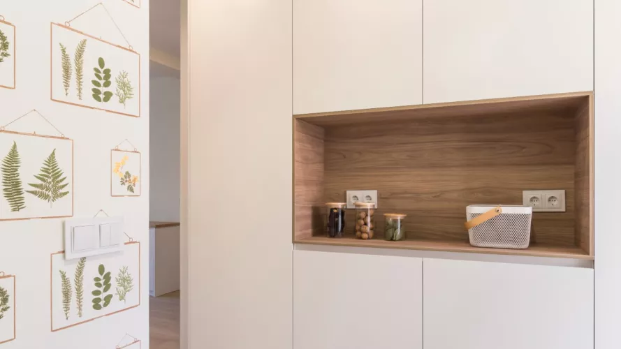 Frente columnas con desayunador