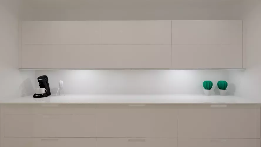 Pozuelo | Cocina Santos | Modelo Karmel SM | Encimera Dalian