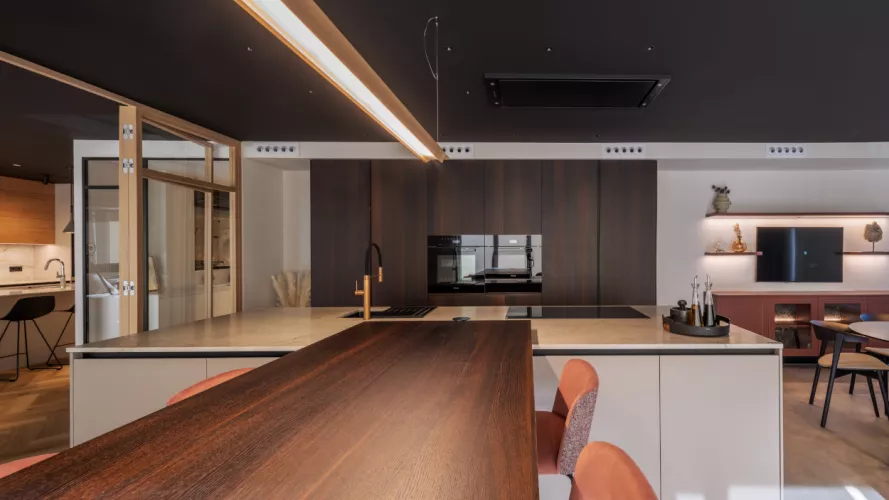 Isla con extension barra