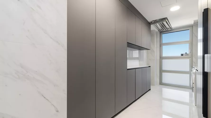 Cocina Santos Gris Visón en Paralelo