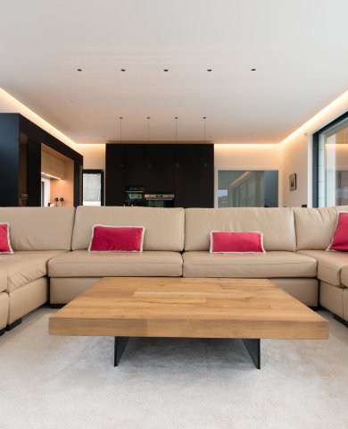 Un espacio para compartir: cocina y comedor en perfecta armonía