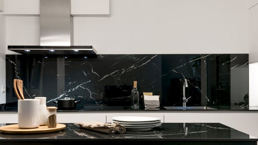 Cocina Santos Blanca y Negra con Península