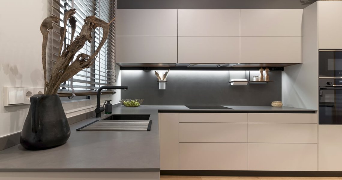 Cocina Santos gris con península | Docrys & DC