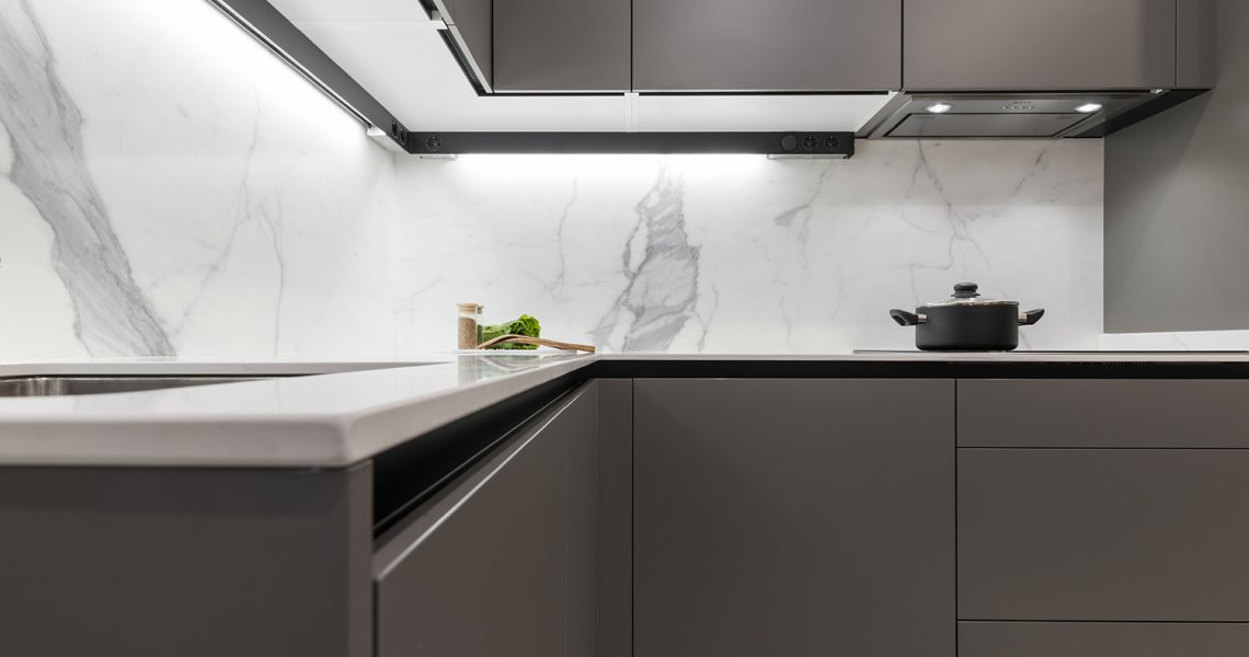 Cocina Moderna de Santos en color Gris Visón | Docrys & DC