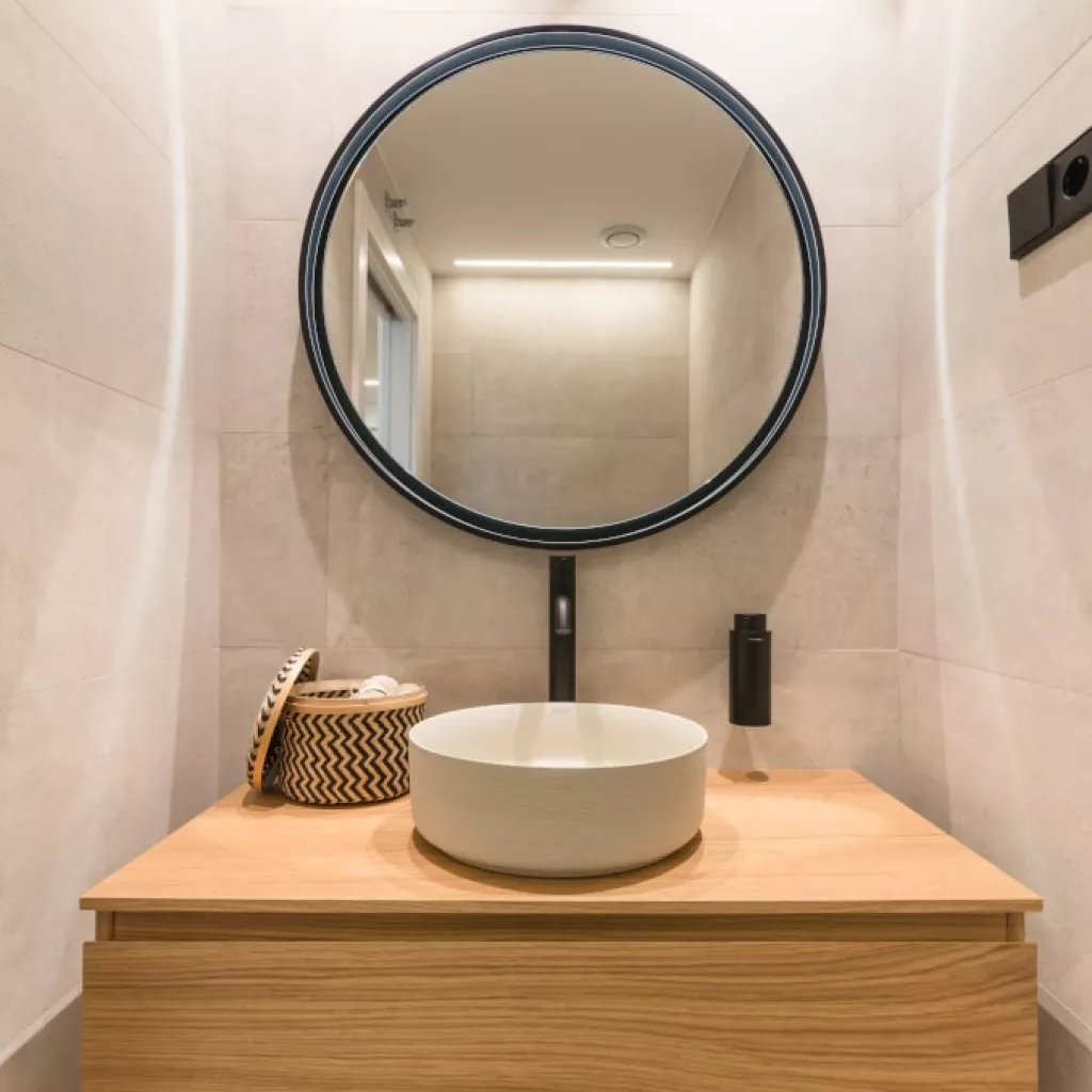 Mueble y lavabo baño