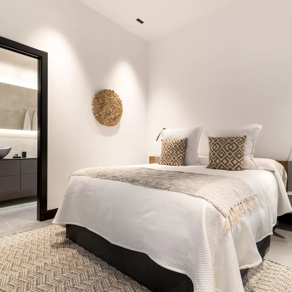 Dormitorio con baño incluido