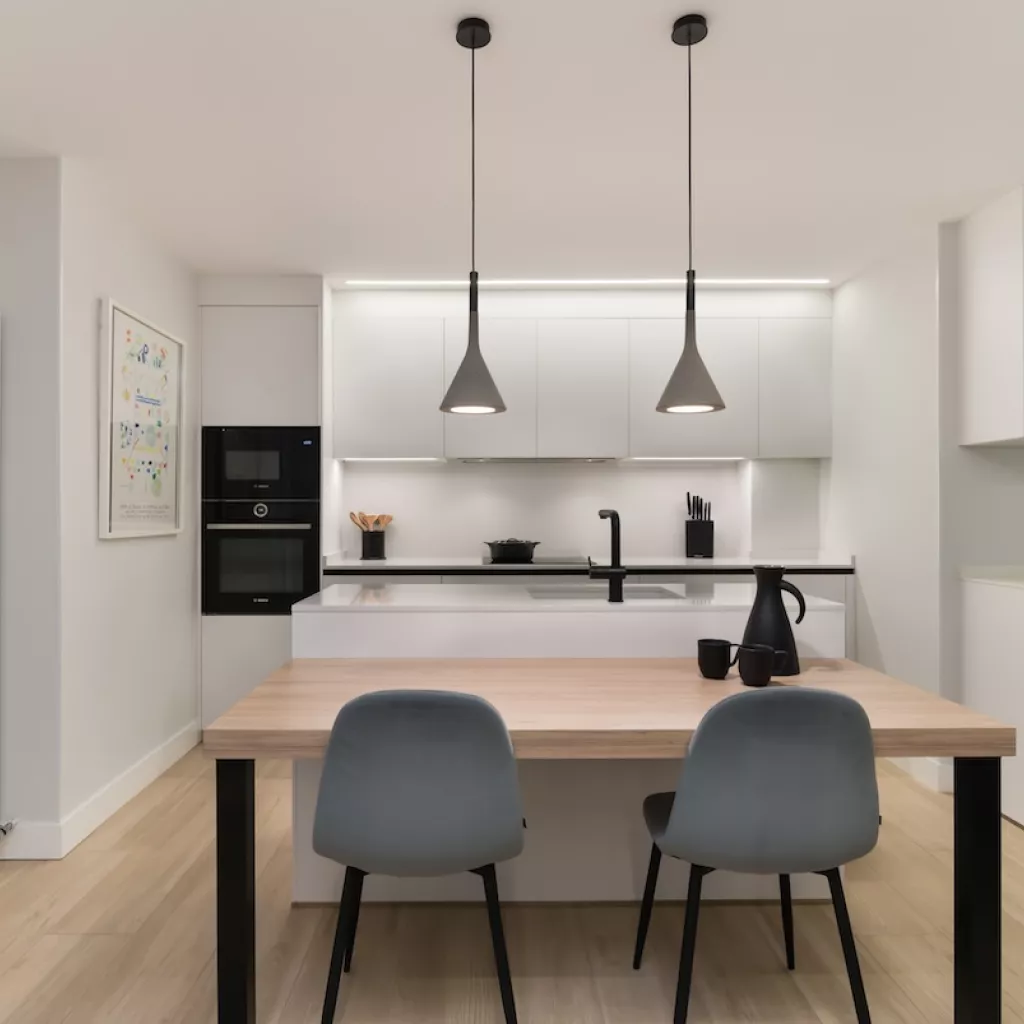 Cocina Santos blanca con isla