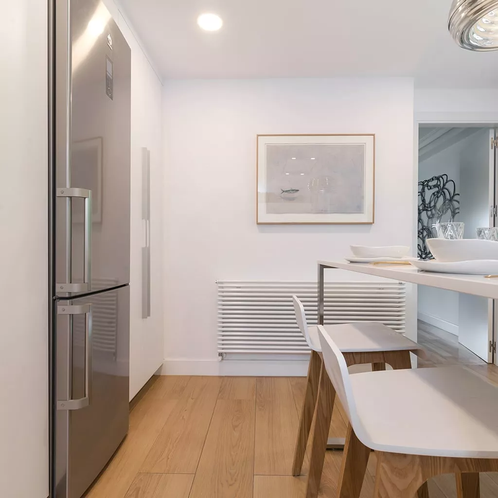 Cocina blanca frigorifico