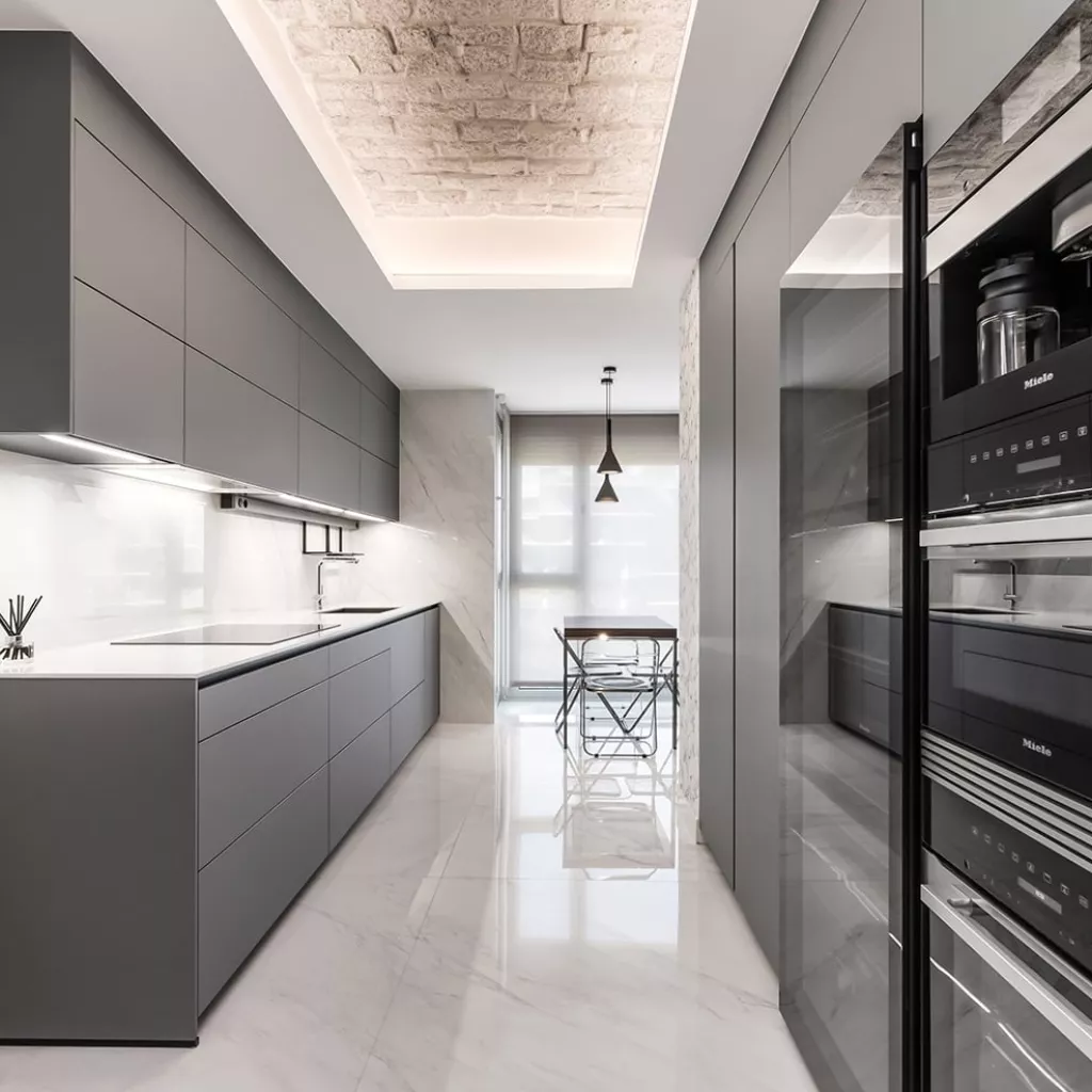 Cocina Santos Gris Visón en Paralelo