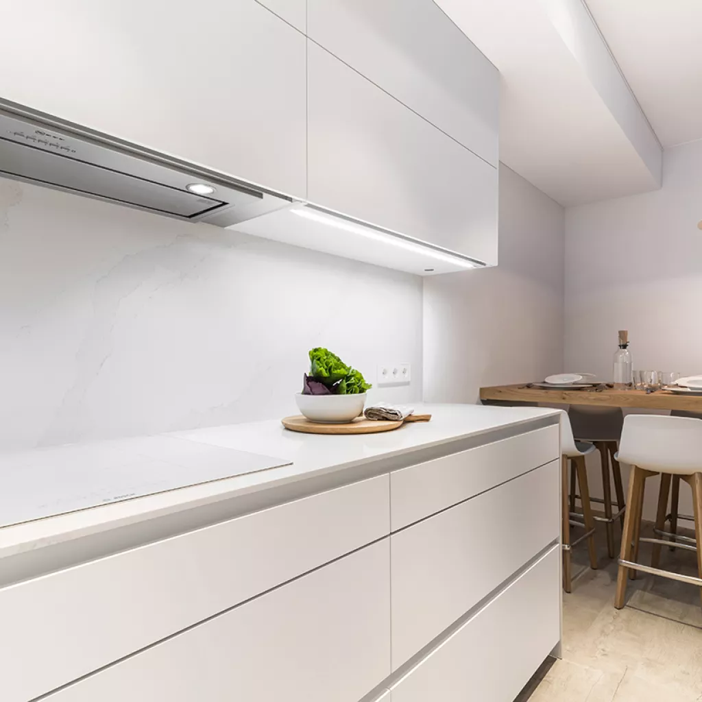 Cocina Blanca en Paralelo de Santos Cocinas