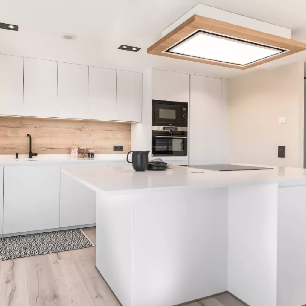 Cocina Santos blanca con isla central