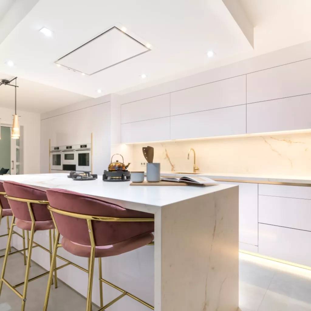 Cocina Santos blanca con isla