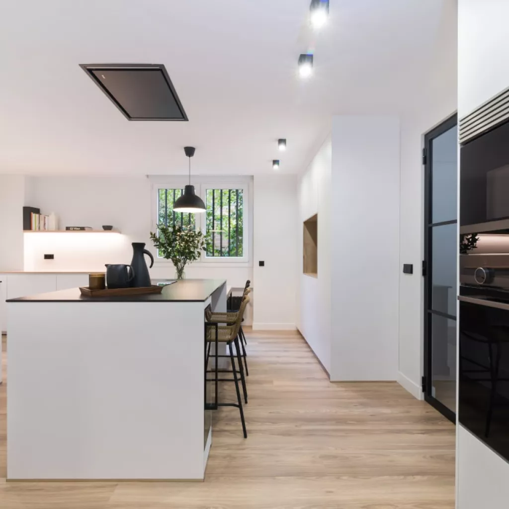 Cocina Santos blanca con isla