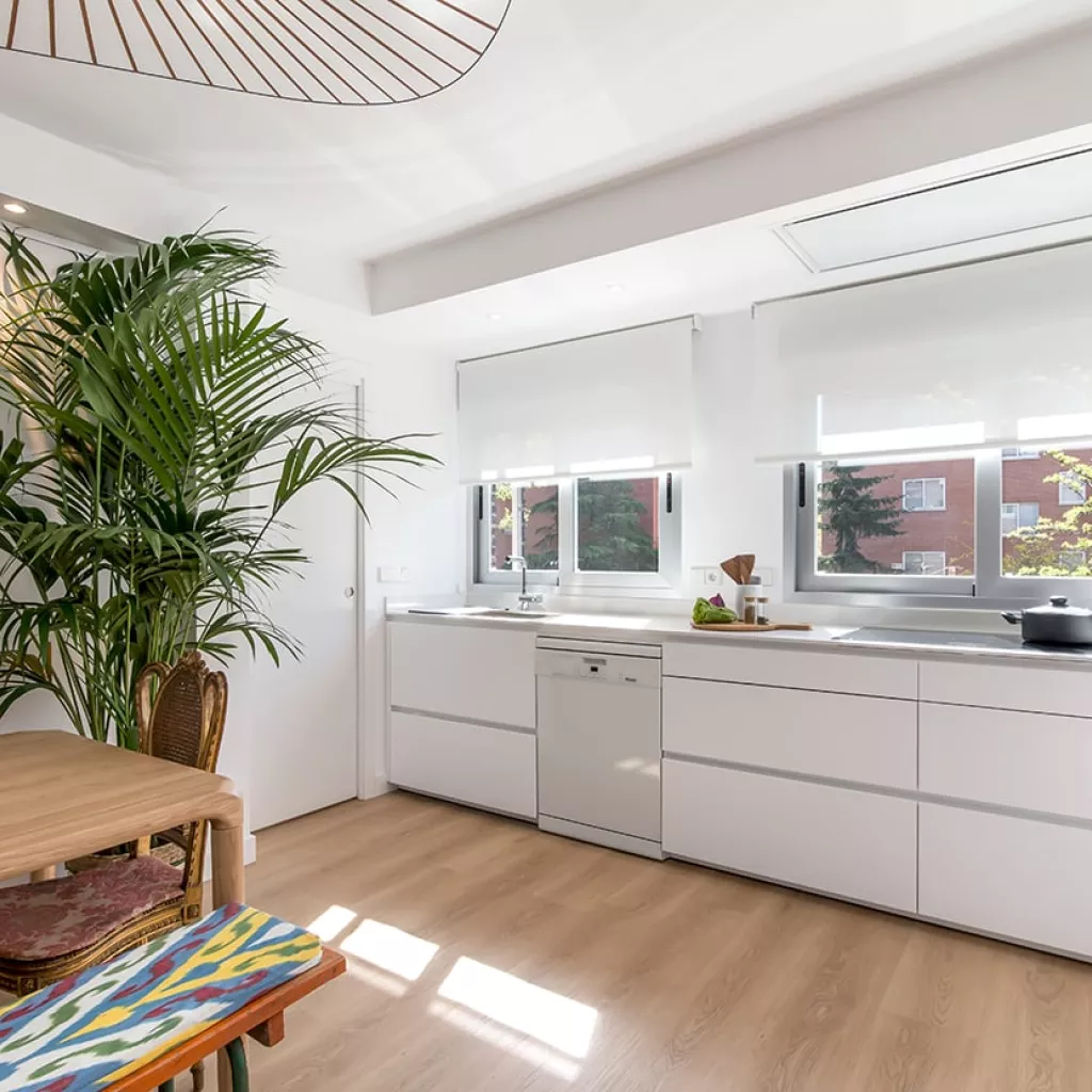 Cocina Santos blanca en L