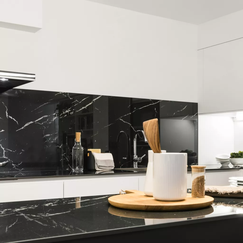 Cocina Santos Blanca y Negra con Península