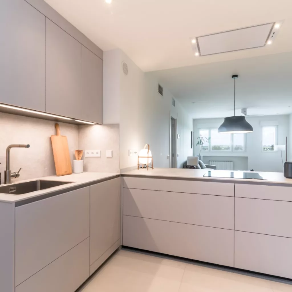 Cocina Santos cashmere abierta al salón