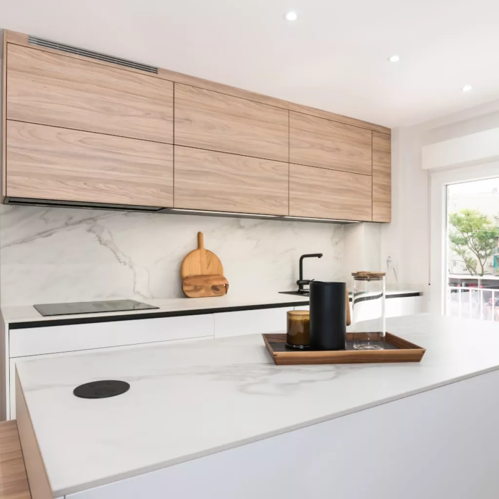 Cocina Santos frente muebles altos en olmo claro