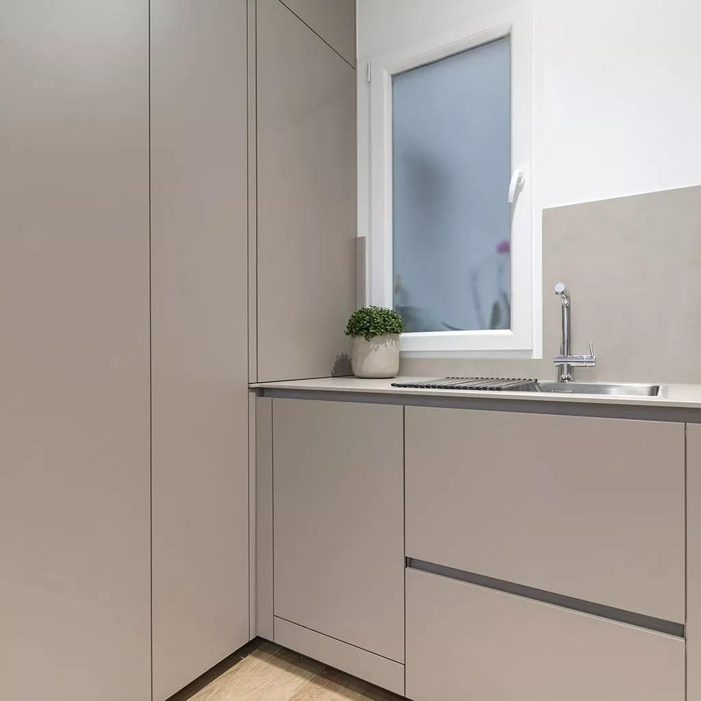 Cocina Santos gris arena zona de aguas