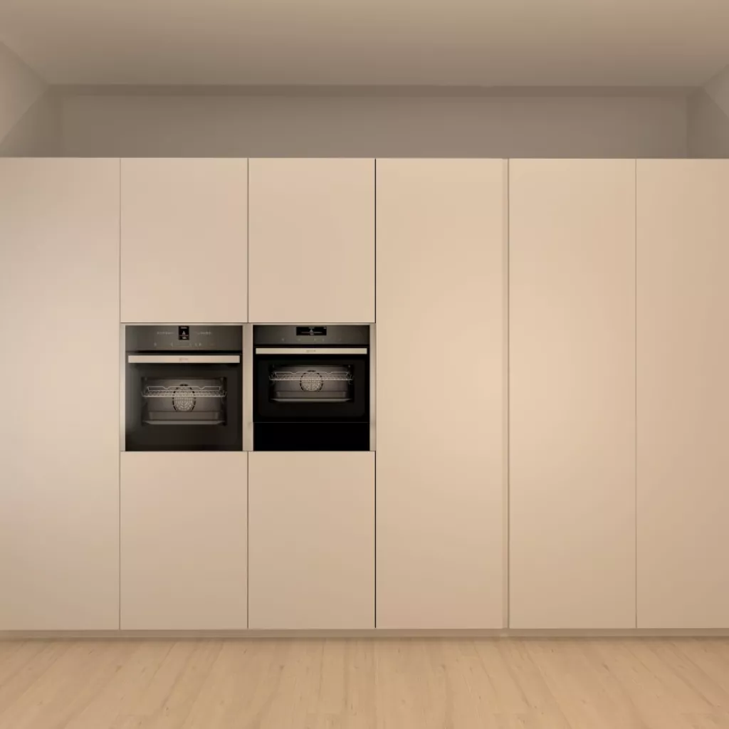 Cocina Santos gris, blanco y nogal frente columnas