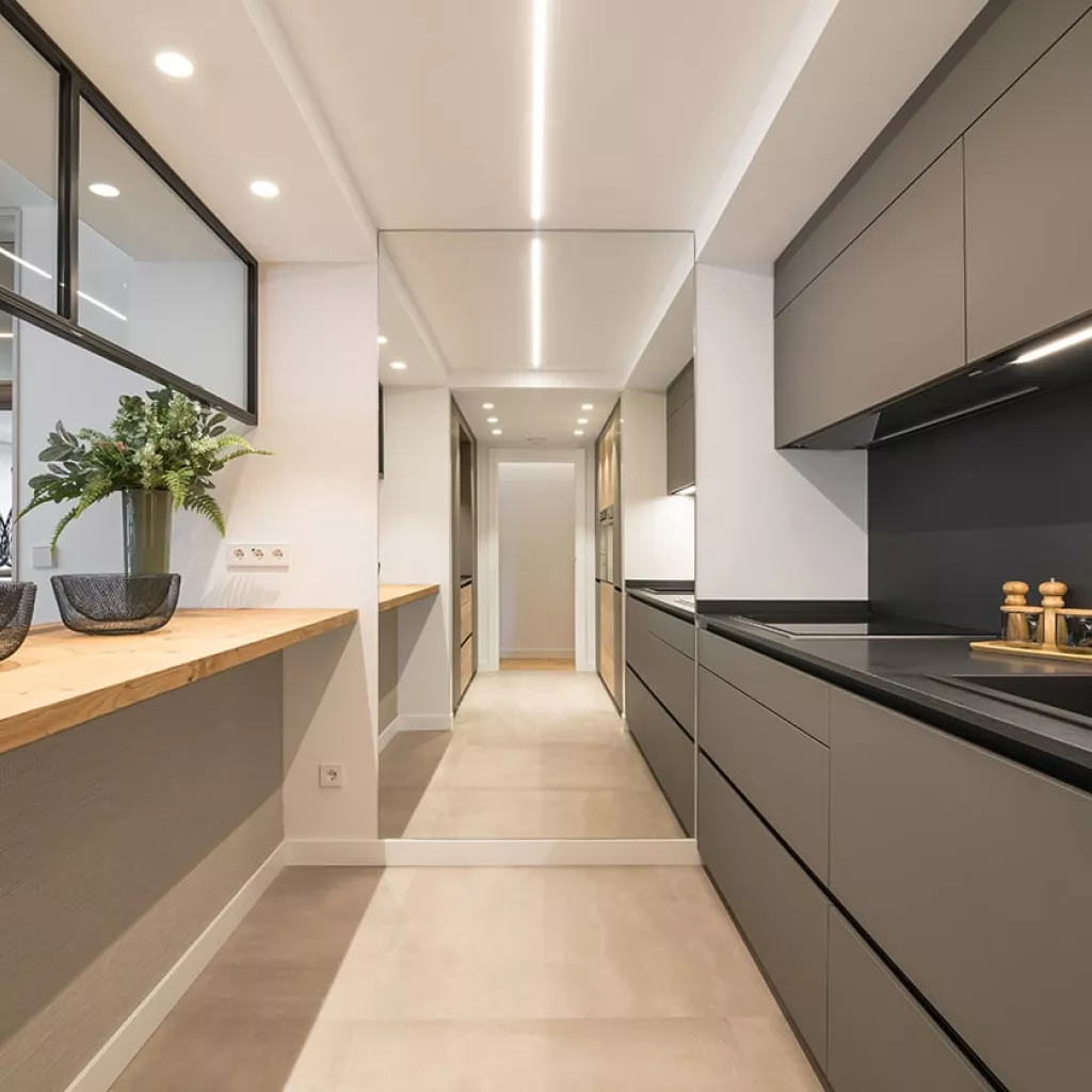 Cocina Santos gris con barra