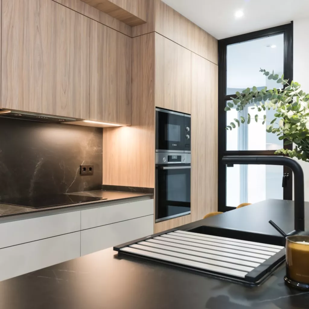 Cocina Santos muebles olmo y gris